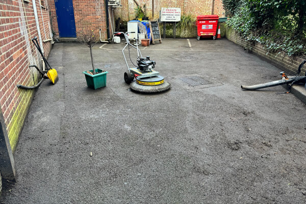 Jetwashing in Surrey - GCS Facilities Management